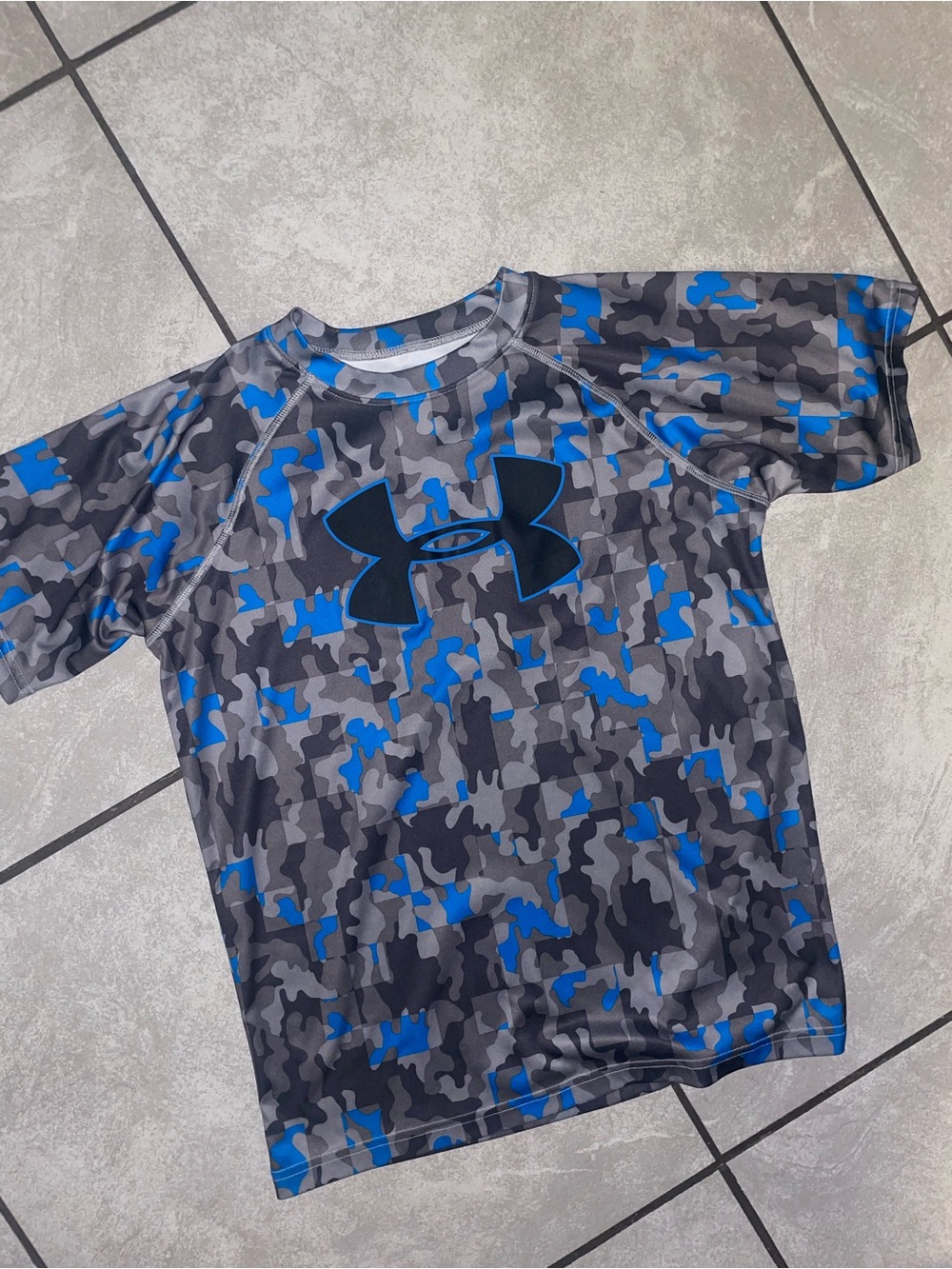 Boys Under Armour YL
